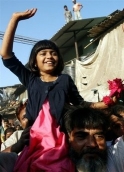 Rubina Ali fue recibida como heroína local tras la victoria de "Slumdog Millionaire" en los Oscares